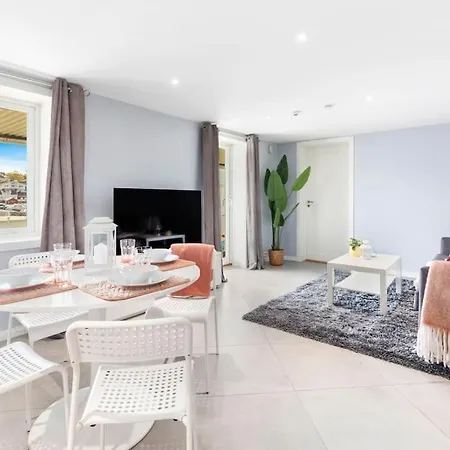 Sommer Paradis Pa - Alt Du Trenger Pa Et Sted! Ferienhaus